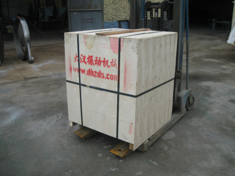 煤粉除雜600型振動篩 煤粉除雜600型振動篩