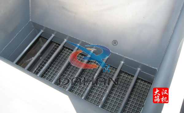 緩沖斗直線篩 緩沖斗直線篩