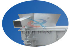 風(fēng)冷式直線振動篩進(jìn)料口 風(fēng)冷式直線振動篩進(jìn)料口